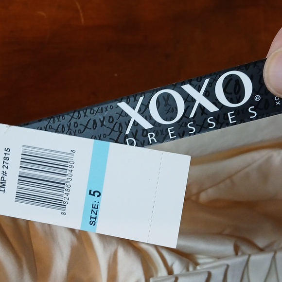 XOXO cream colored one strap formal dress - Picture 4 of 6